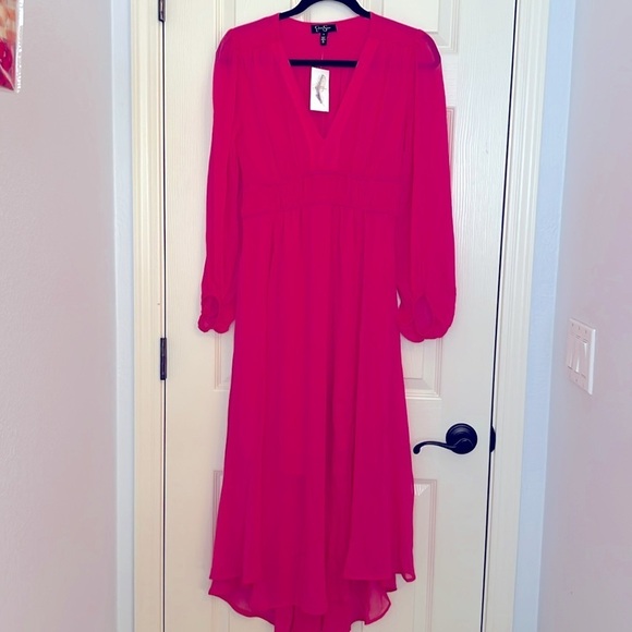Jessica Simpson Dresses & Skirts - Jessica Simpson Hot Pink Plunge Maxi Dress